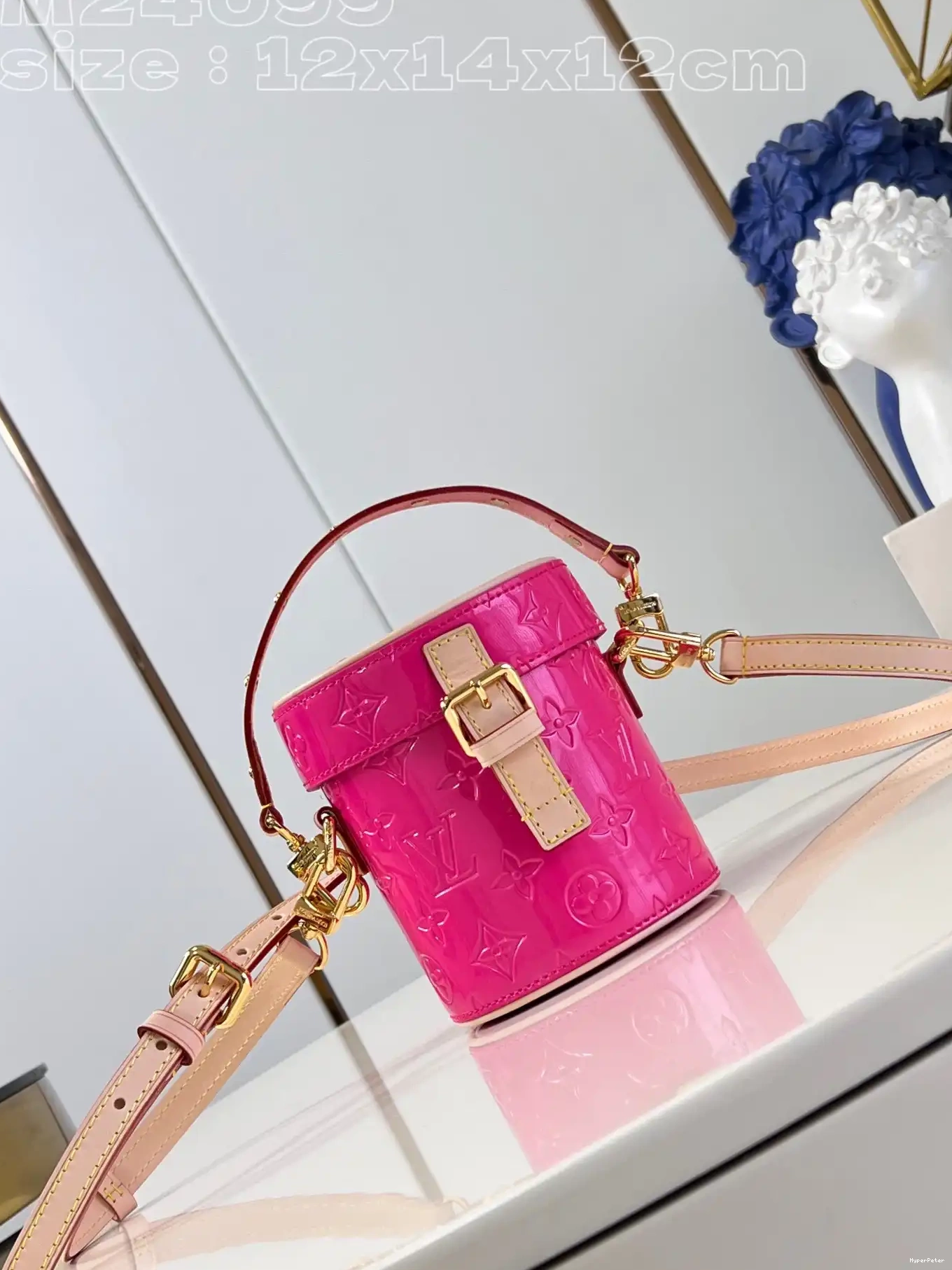 LOUIS Astor VUITTON 0523